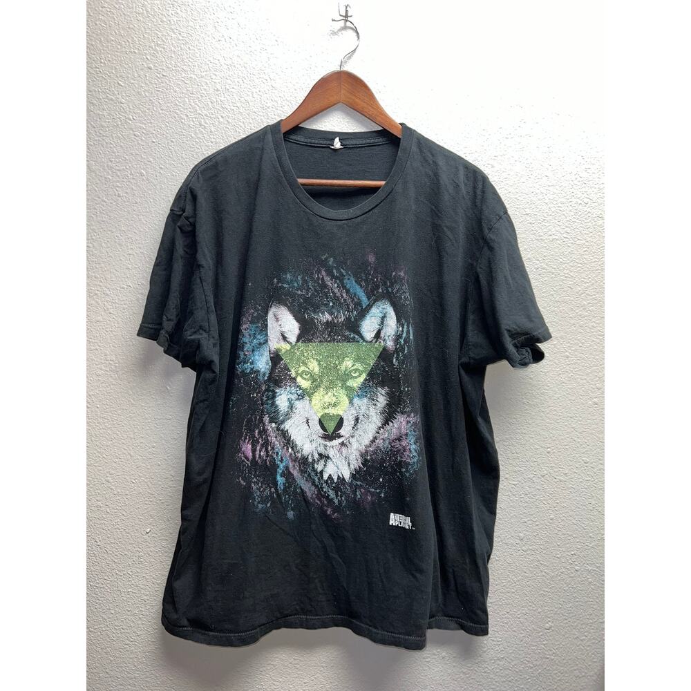 Vintage Animal Planet Shirt The Wolf Animal Graphic Black Tee Shirt 2XL XXL